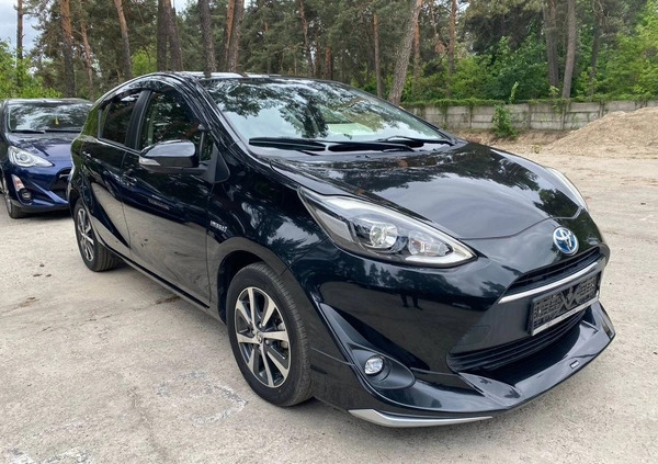 Toyota Prius cena 52999 przebieg: 69000, rok produkcji 2019 z Warszawa małe 562